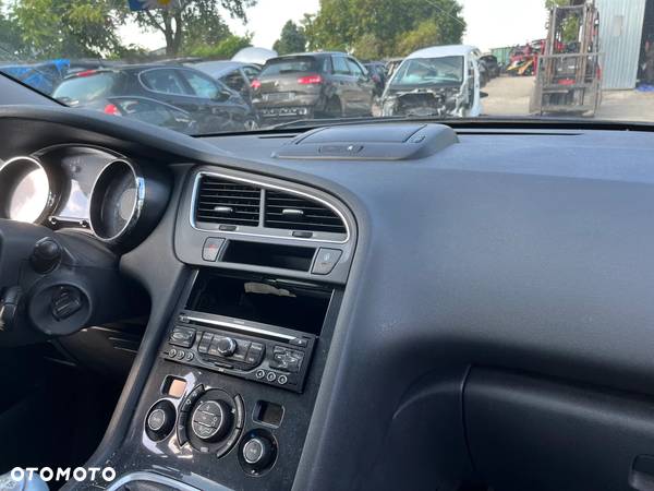 PEUGEOT 5008 radio nawigacja komplet oryginał - 1