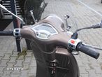 Piaggio Vespa - 9