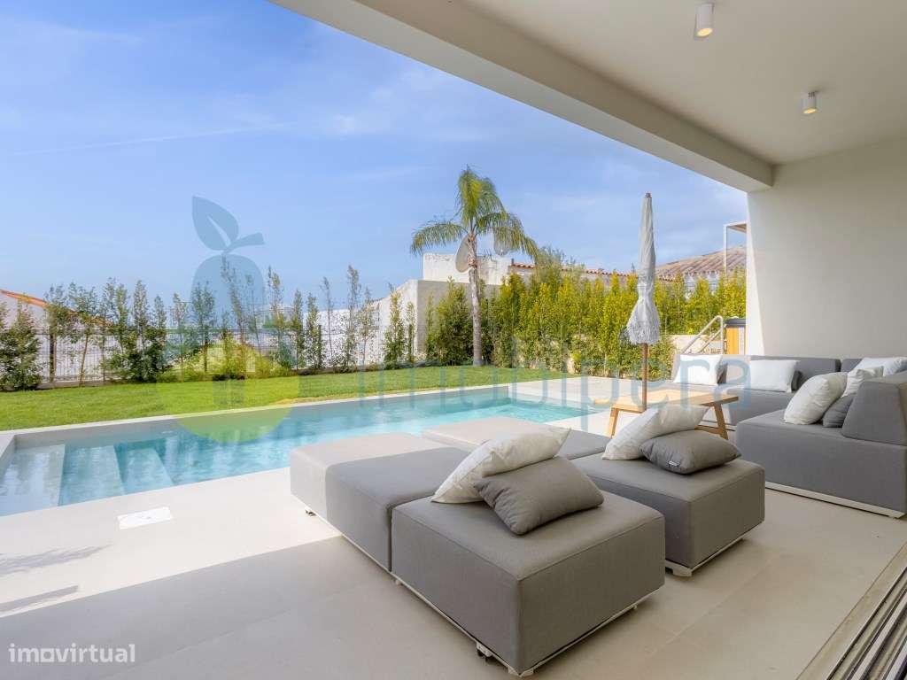 Moradia Exclusiva com Vista Mar em Santa Bárbara de Nexe-10