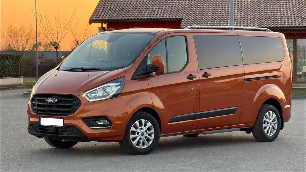 Ford Tourneo Custom 2022