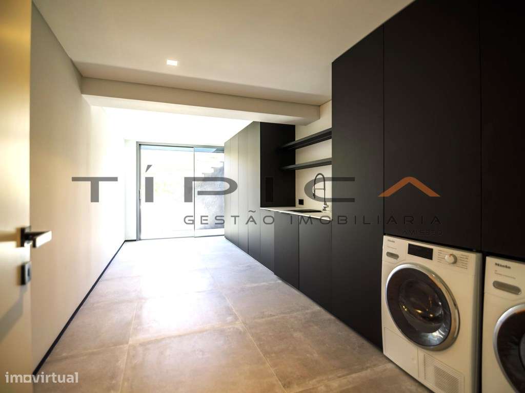 Moradia LUXO Condomínio Privado-52