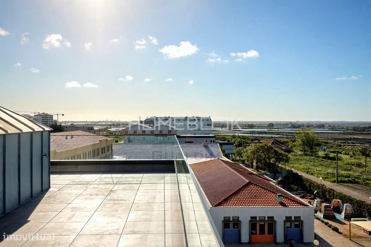 T3 Implex em Aveiro: Privacidade em baixo, um Terraço de Sonho em cima - Grande imagem: 4/28