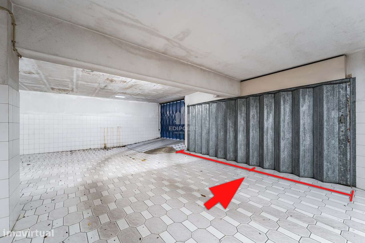 Apartamento T4, em zona Prime de Gaia, na Rua de D.Dinis.-21