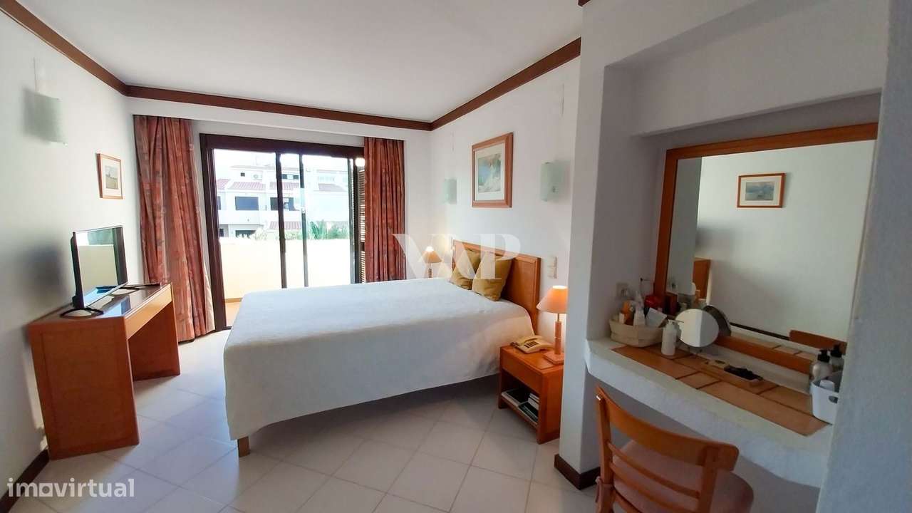 DUAS Moradia V3+1 com Jardim e Piscina, Albufeira - Grande imagem: 4/60