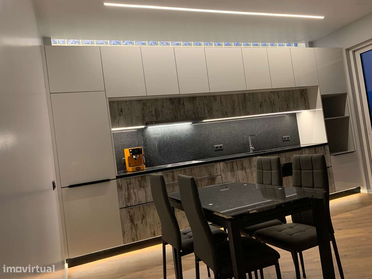 Apartamento T2 remodelado, com estacionamento - Benedita, Alcobaça-31