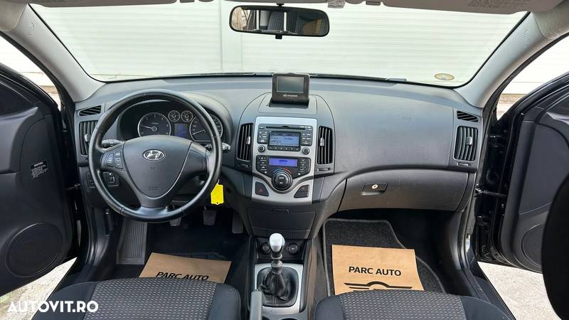 Hyundai I30 1.6 CRDi CLASSIC - 7