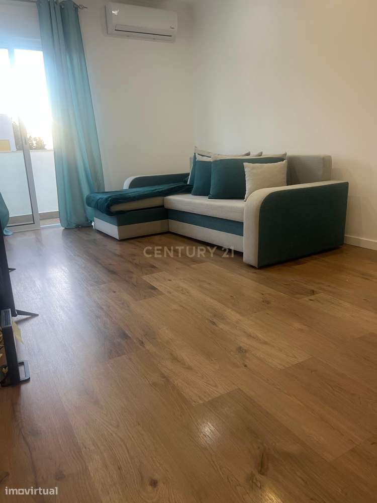 Apartamento T2  remodelado no Lavradio - Barreiro - Grande imagem: 4/36