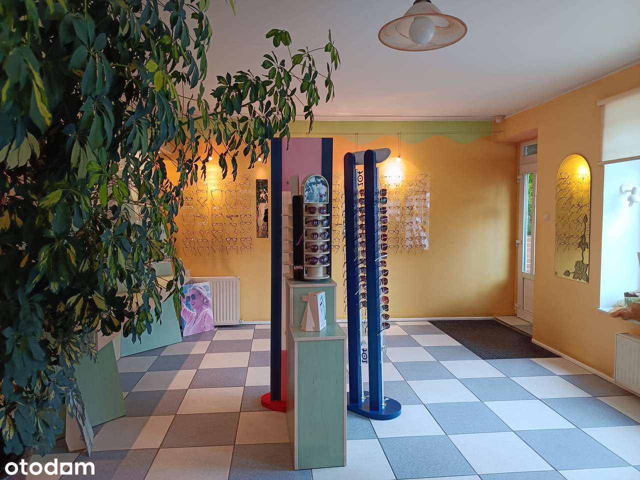 Dom - mieszkalno - handlowo - usługowy w centrum-16