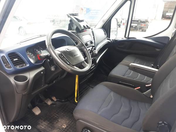 Iveco Daily 50C15Z skrzynia + żuraw - 8