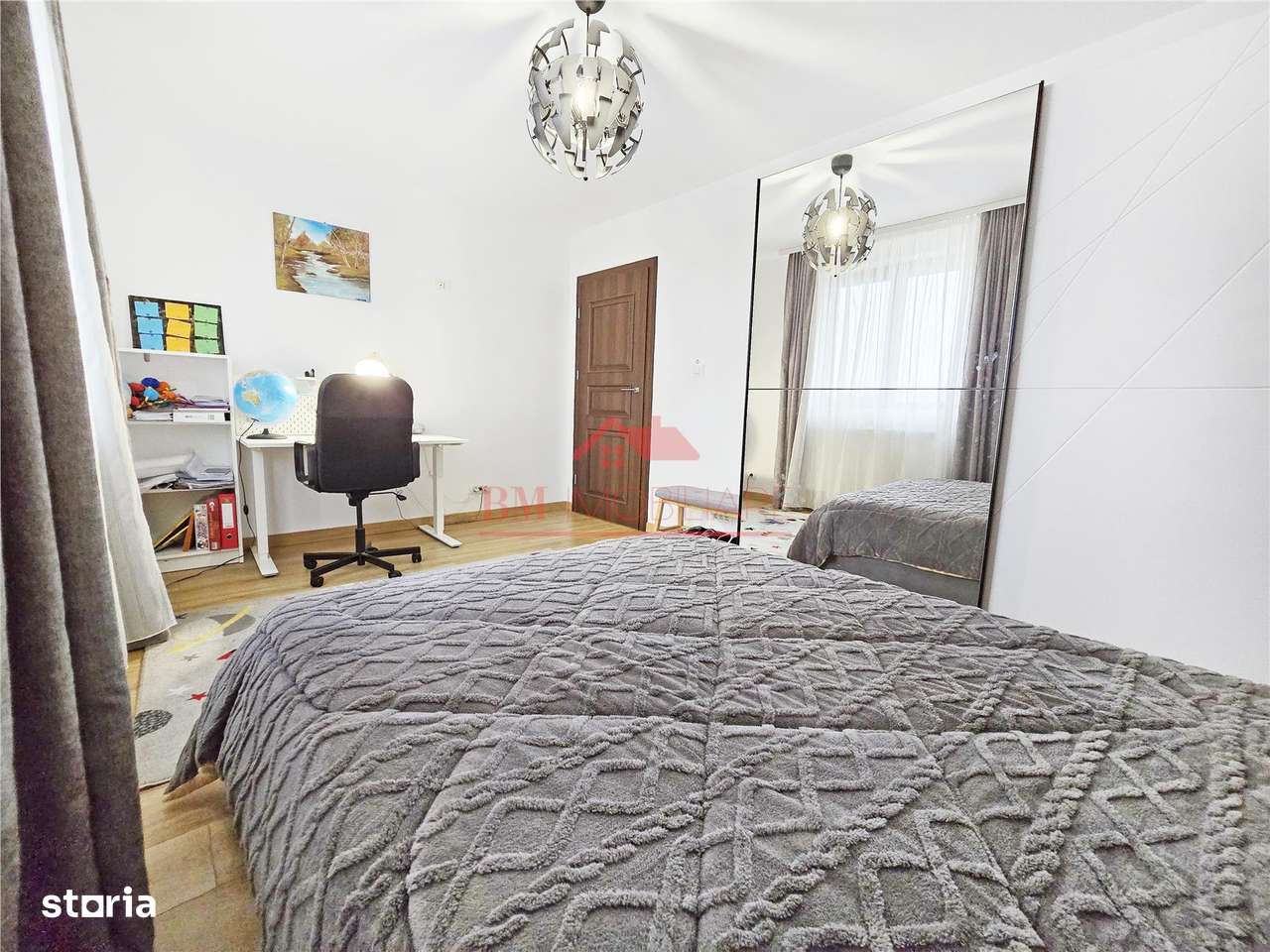 Vila de vanzare in Domnesti - mobilata si utilata-6