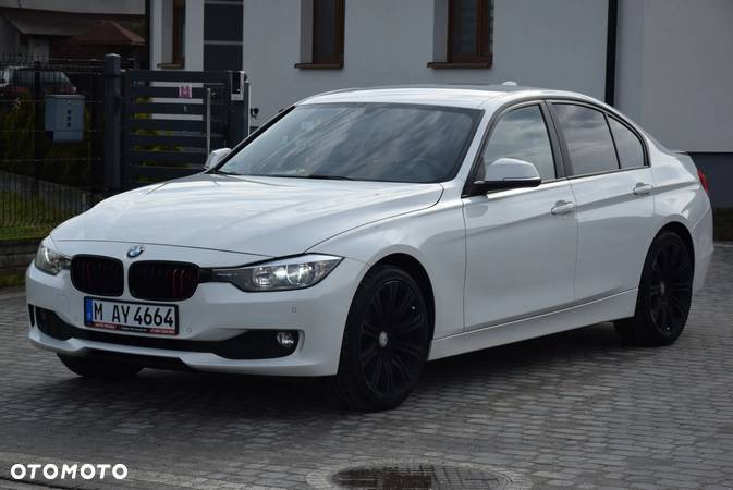 BMW Seria 3 316i Luxury Line - 1