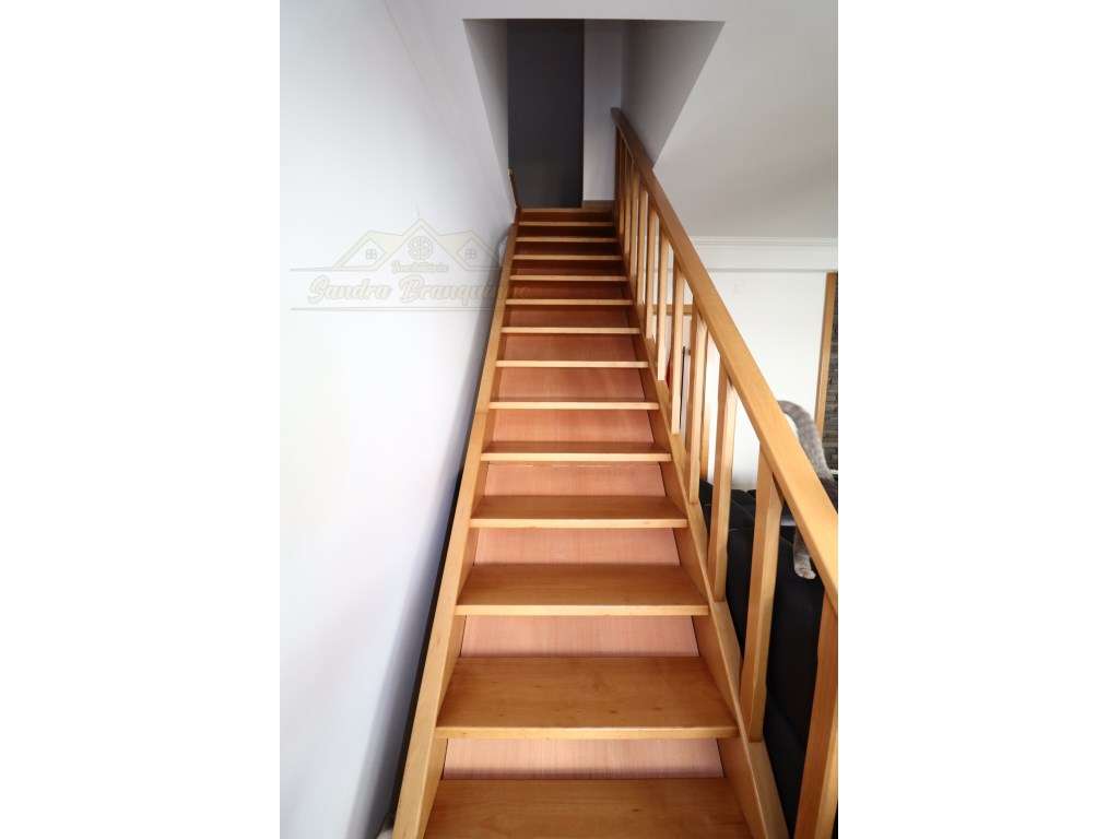 Moradia T3 com garagem e logradouro-32