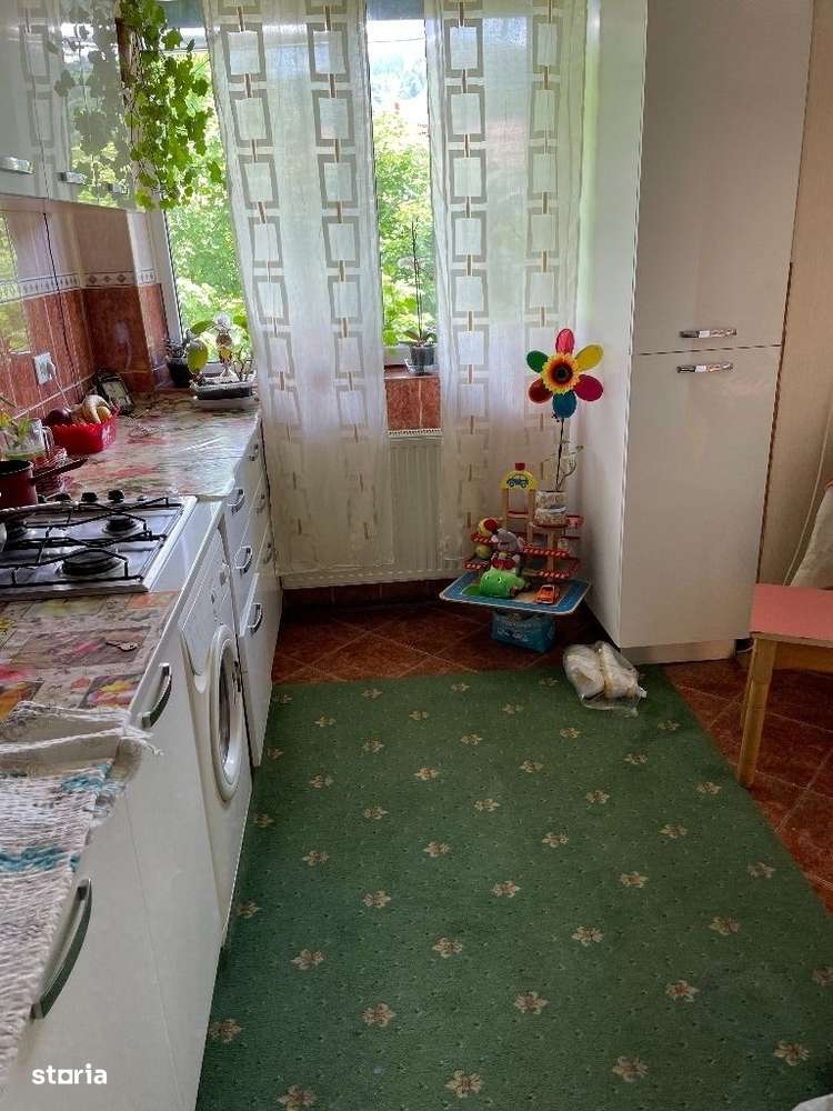 Apartamet 3 camere Predeal Zona Partiei - Imagine principală: 5/10