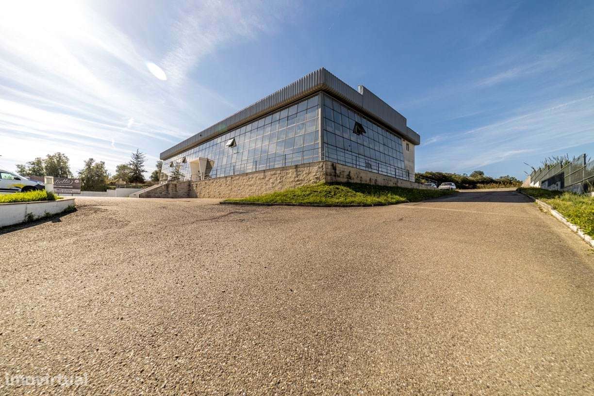 Loja  Venda em Santarém (Marvila), Santa Iria da Ribeira de Santarém, - Grande imagem: 2/46