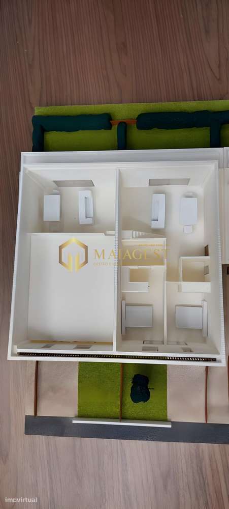 Terreno com PIP Aprovado para 16 Moradias Duplex - Grande imagem: 4/5