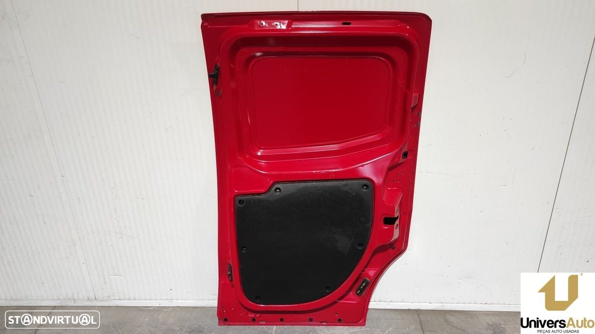 PORTA LATERAL DIREITA DESLIZANTE FIAT FIORINO BáSICO - 2