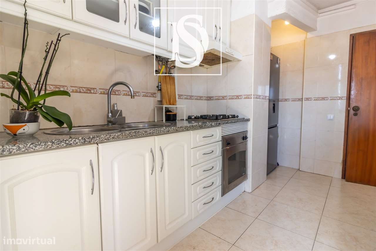 Apartamento T3 Venda em Almada, Cova da Piedade, Pragal e Cacilhas,Alm-28