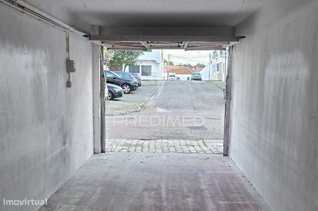 Garagem - Centro de Grândola - Grande imagem: 4/8