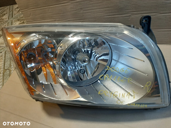 Lampa Chrysler Dodge Caliber prawa - 7