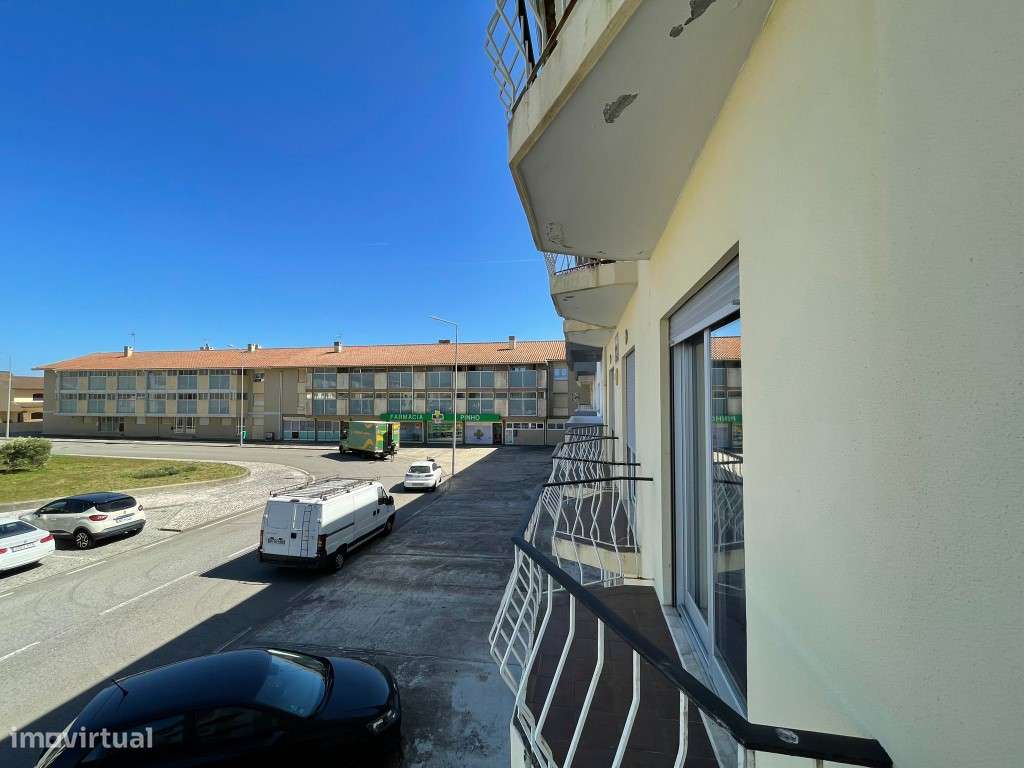 APARTAMENTO T2 - TORREIRA-20