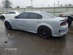 Dodge Charger 6.4 Scat Pack Widebody - 2