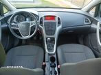 Opel Astra 1.4 Turbo Cosmo - 11