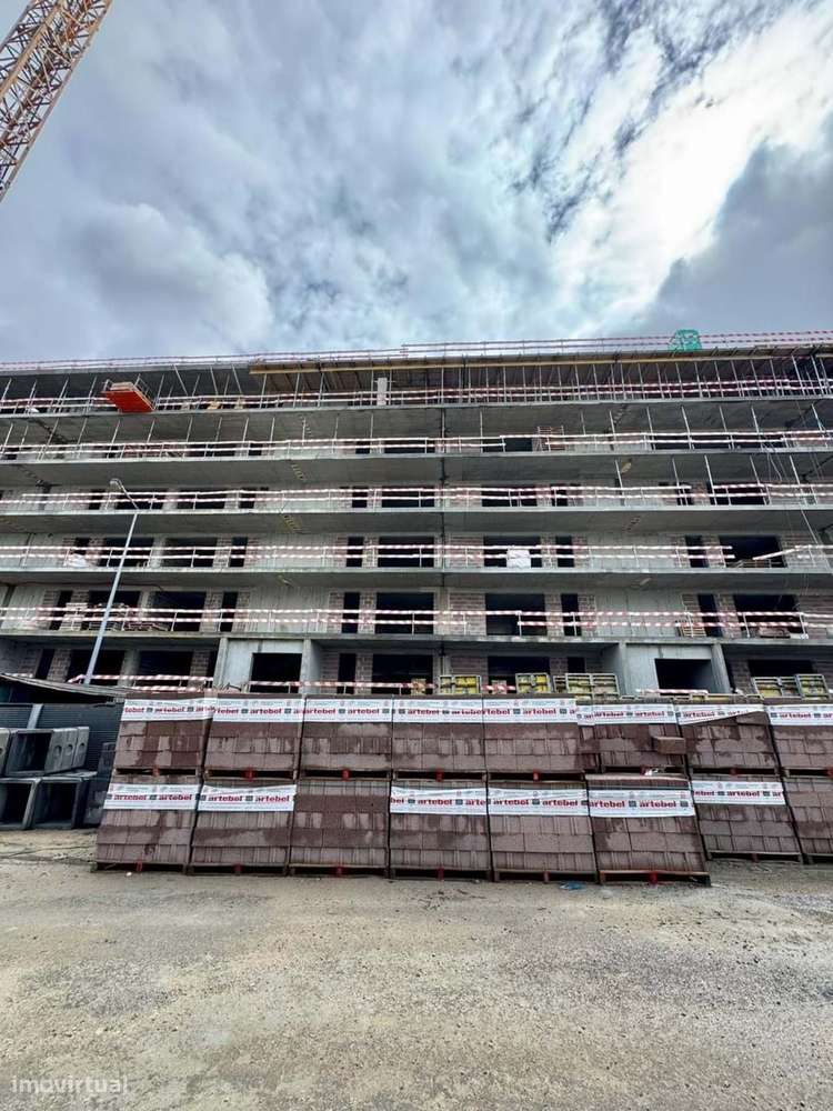 T3 Gondomar - Fânzeres | Zona de Crescimento Consolidado | Varanda | L-7