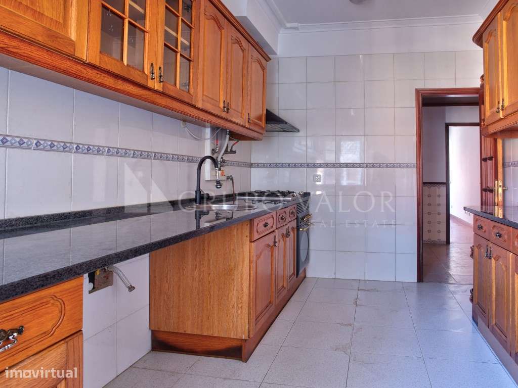 T2 Próximo do Centro da Pontinha - Grande imagem: 5/14