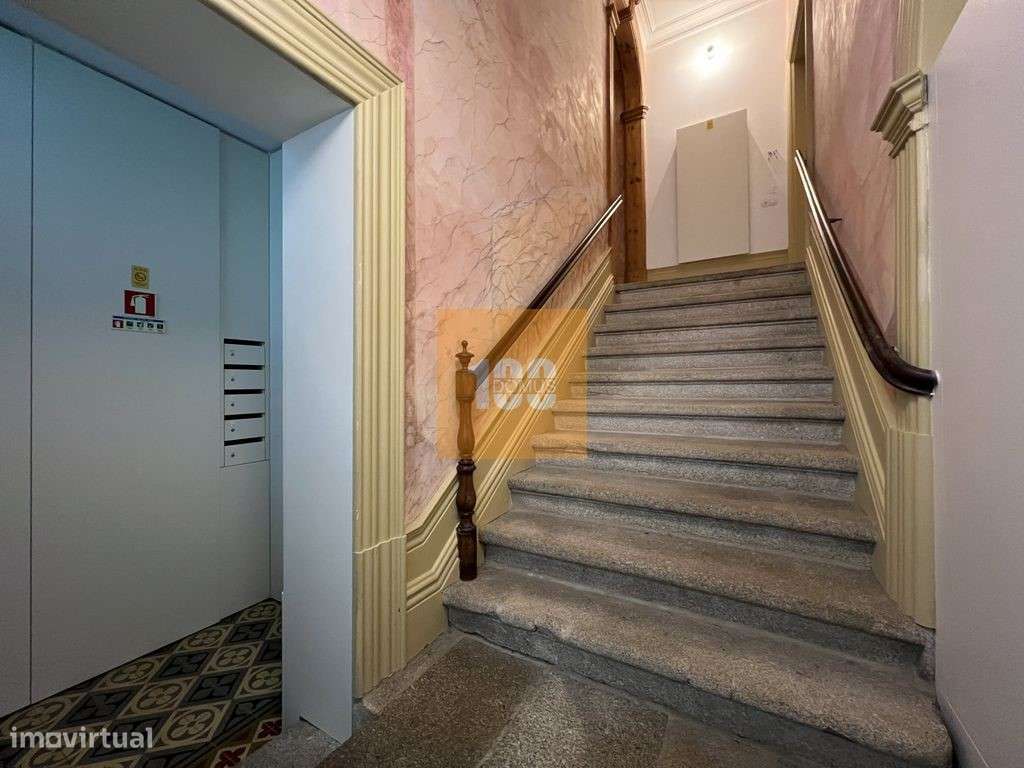 T2 à Rua das Flores - Grande imagem: 2/23