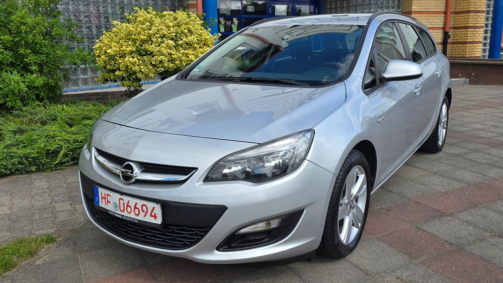 Opel Astra J (2009-2019) 2016