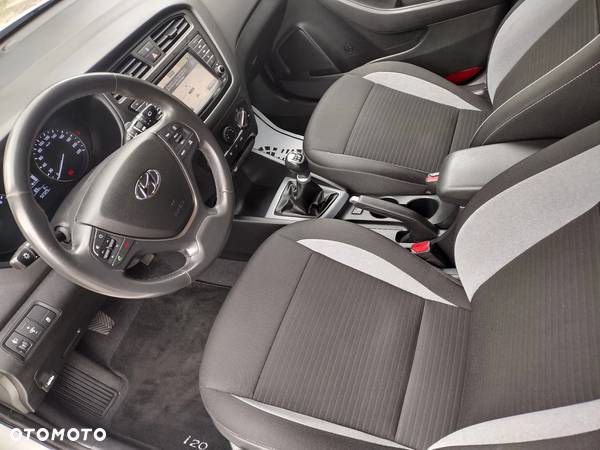 Hyundai i20 1.2 Intro Edition - 14