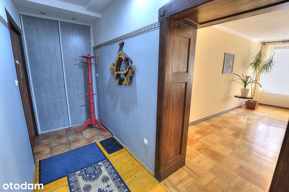 3 pokoje, I piętro, centrum miasta-11