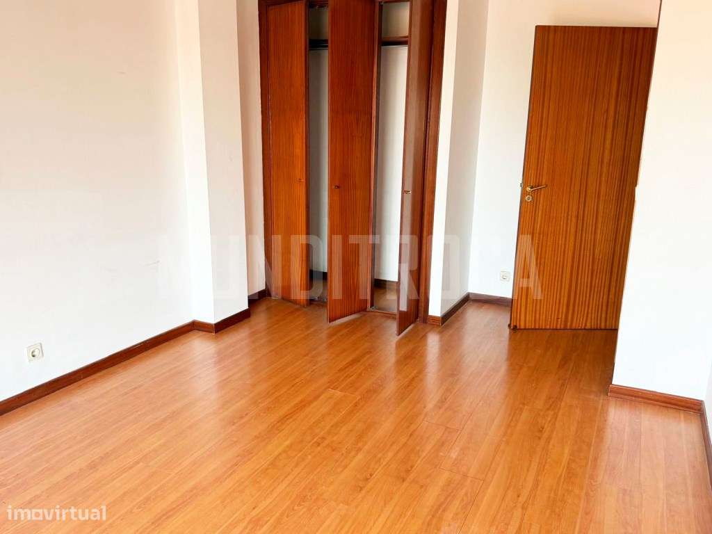 Apartamento T2 Nogueiró-17