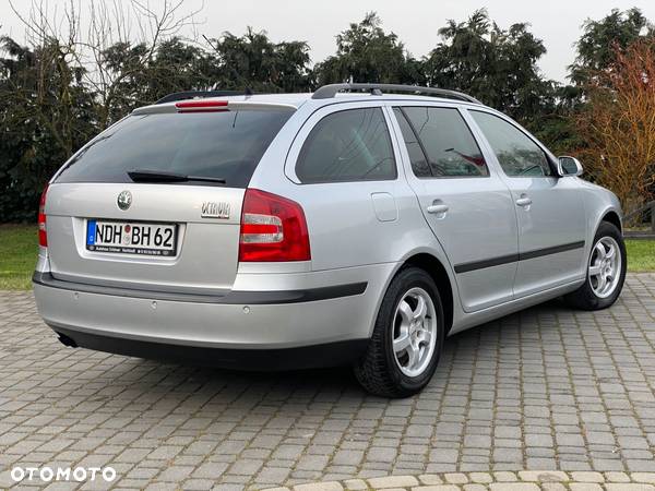 Skoda Octavia 1.8 T FSI Elegance - 11