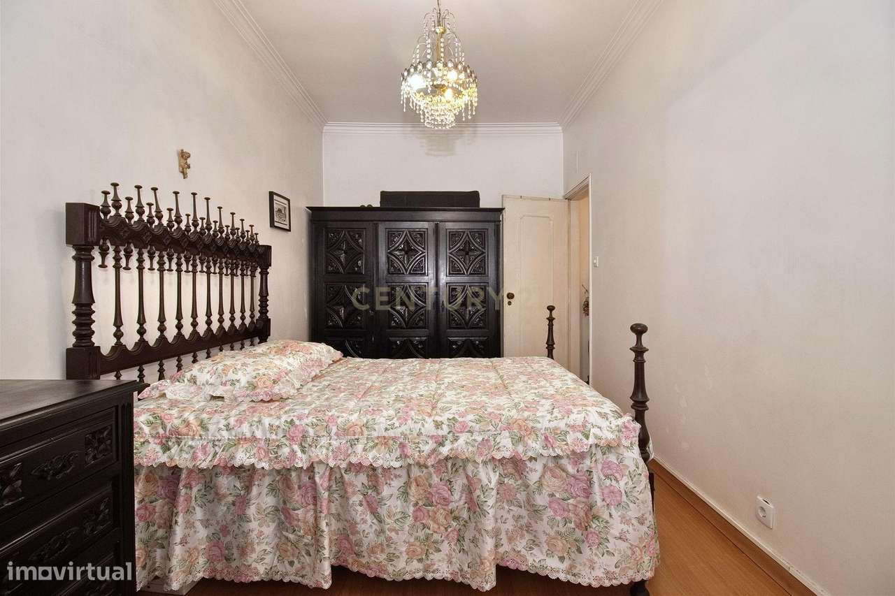 Apartamento T3 com 2 casas de banho em Barcarena – Pronto a habitar-7