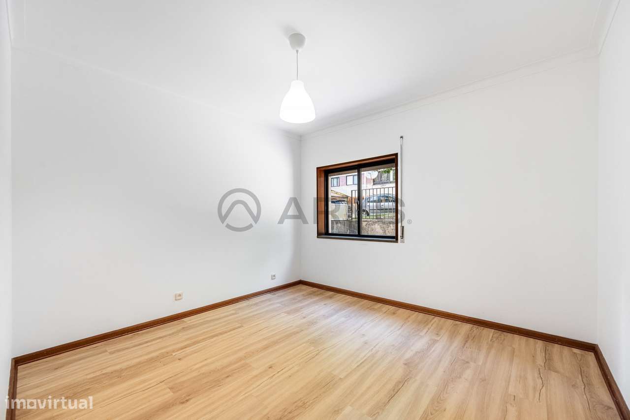 APARTAMENTO T3 EM FERREIROS, BRAGA-12