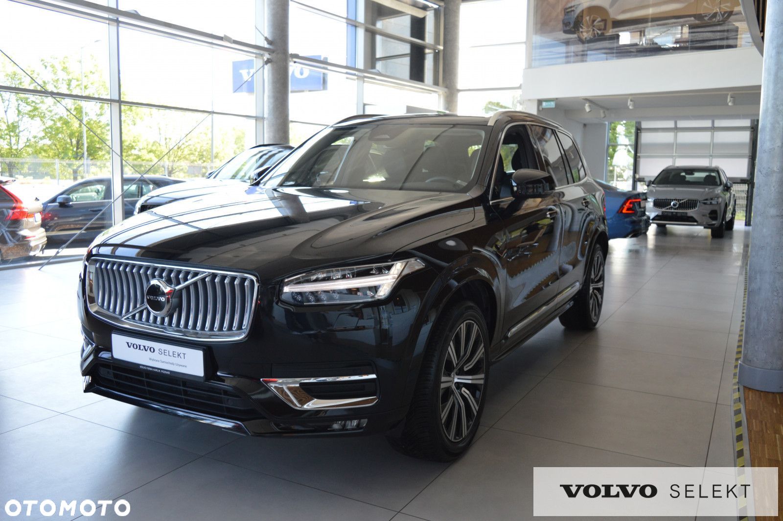 Volvo XC 90 - 1