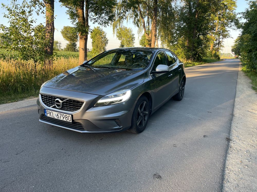 Volvo V40 II (2012-) 2018