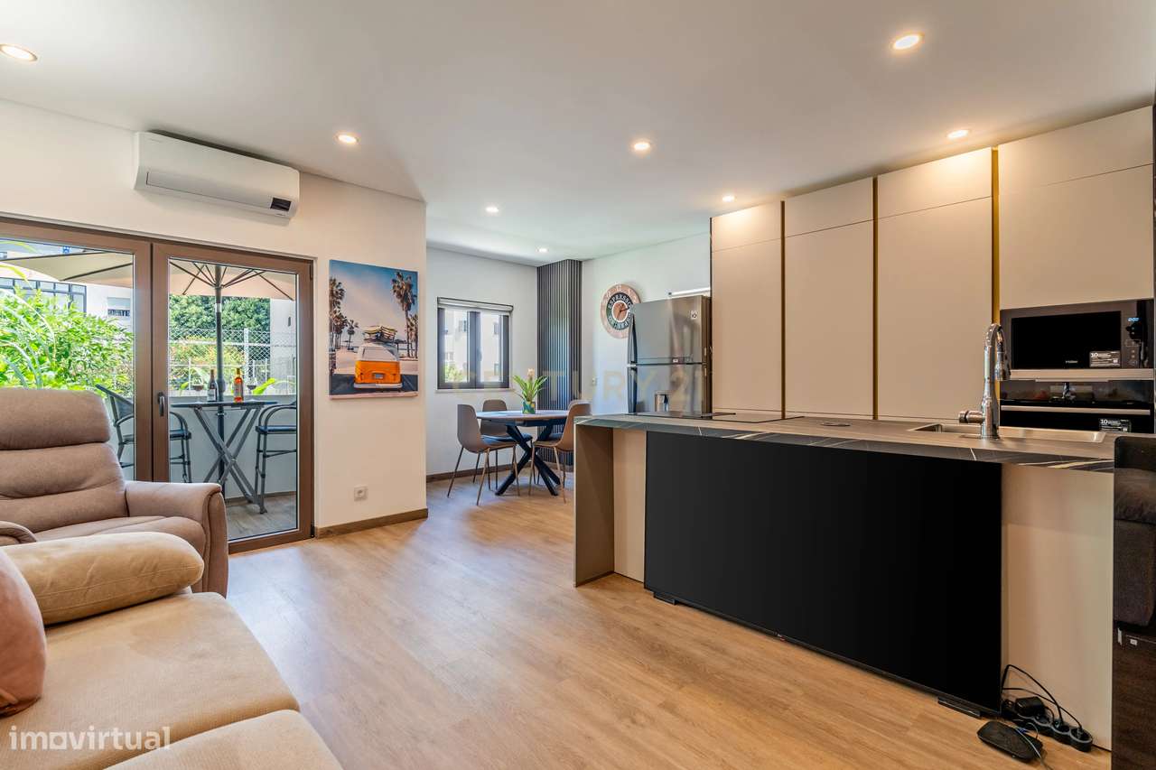 Apartamento T1  completamente remodelado com 2 varandas - Grande imagem: 2/30