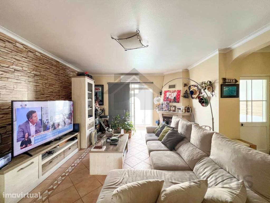 Moradia T3 com piscina para venda em Lagos-9