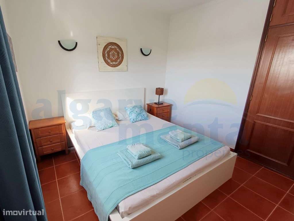 Moradia T2 em Condomínio Fechado a 300m até à Praia da Lota, Algarve-10