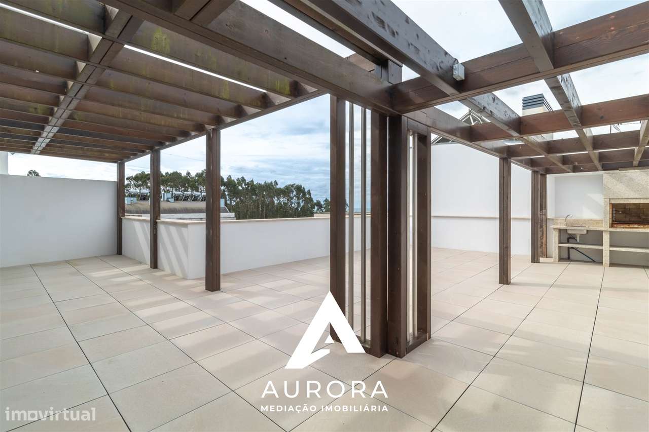 APARTAMENTO T4 DUPLEX TERRAÇO COM 89M2 VISTA MAR - Grande imagem: 2/41