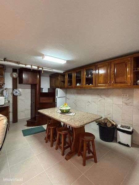 Para arrendar - casa mobilada em Oliveira de Baixo, Bodiosa - Grande imagem: 5/12