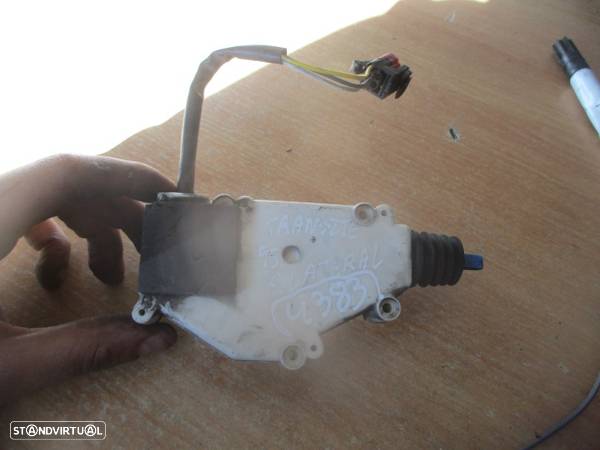 Fecho 95VB220A20DB FORD TRANSIT 1995 LATERAL 3 PINOS - 1