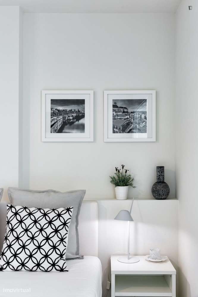 Estúdio - localizado em Baixa de Santa Clara Coimbra - Grande imagem: 3/5