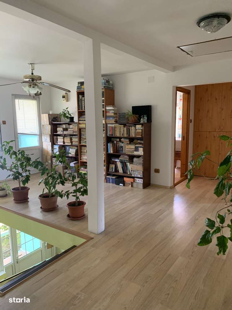 km.4/5-Casa Sp+P+M-teren 684 mp d-21m preț 285.000 euro-1