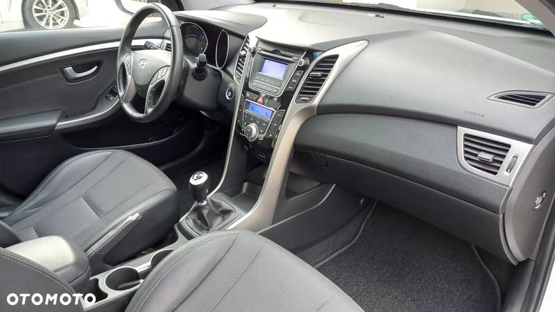 Hyundai I30 1.6 GDI BlueDrive Premium - 32