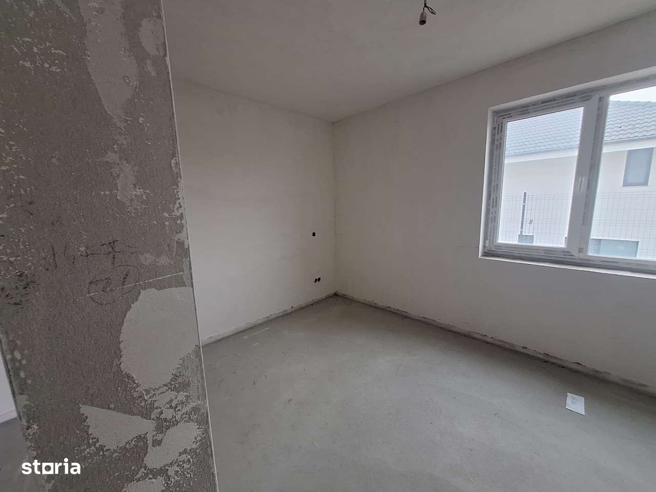 Oportunitate !Casa de vanzare tip Duplex ,Dezmir-2