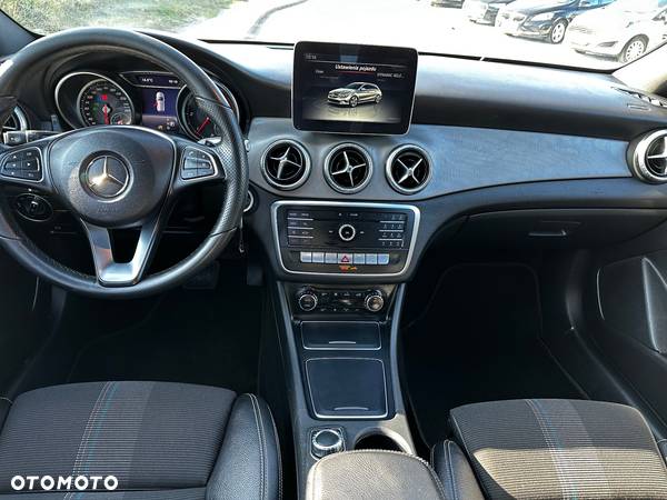 Mercedes-Benz CLA 180 d 7G-DCT - 10