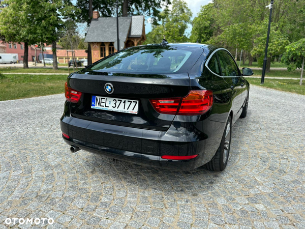 BMW 3GT 318d GT Modern Line - 11